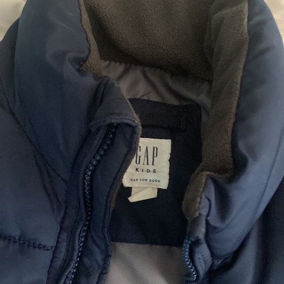 Boys Gap Vest - Picture 2 of 5